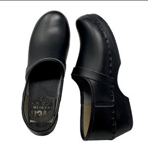 Anthropologie SVEN Clogs Black sz 41